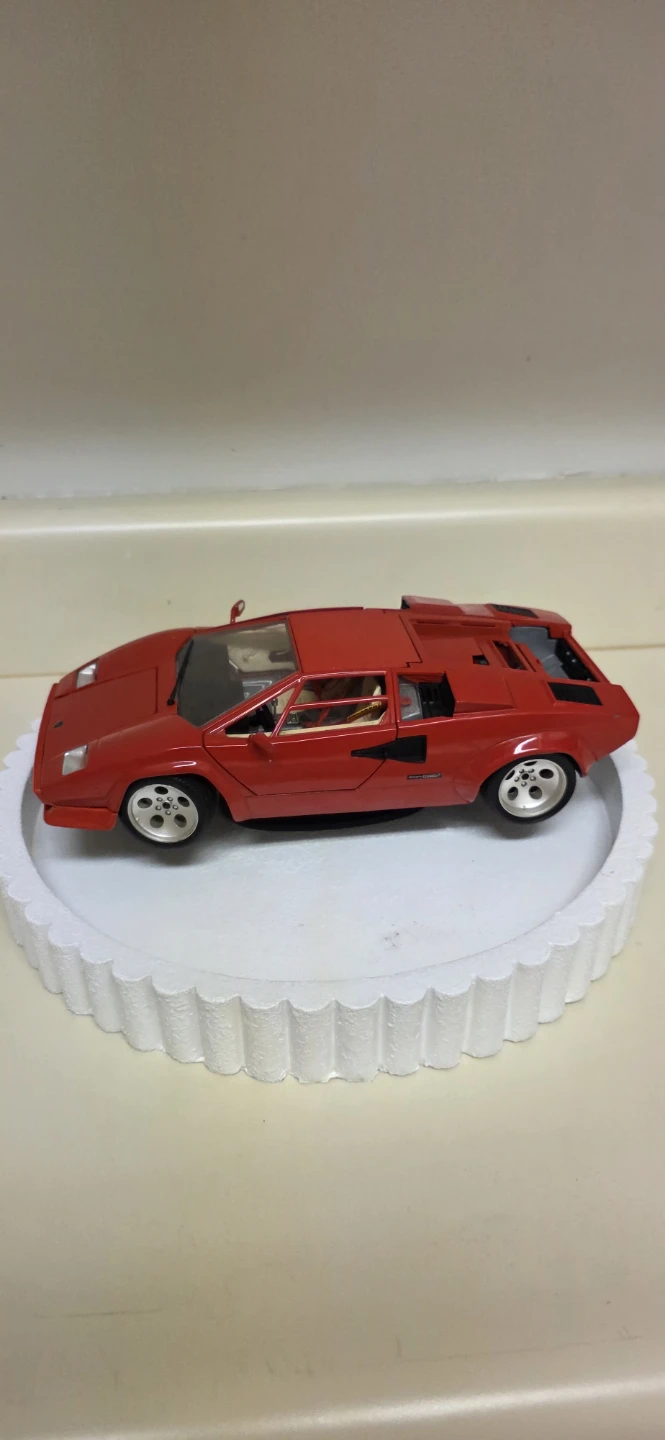 Vintage Lamborghini Countach