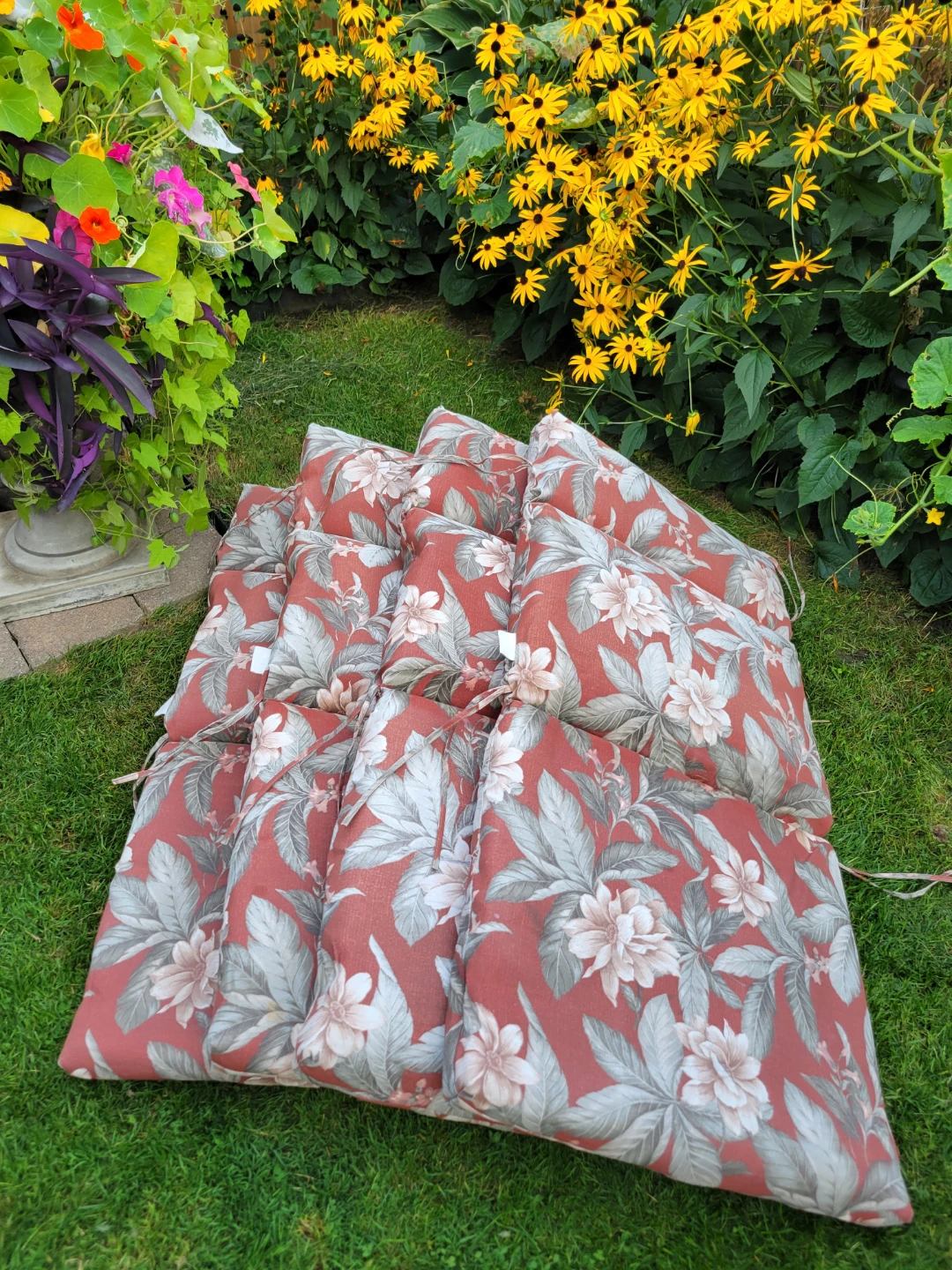 Patio Chair Cushions-$5 each - photo 3