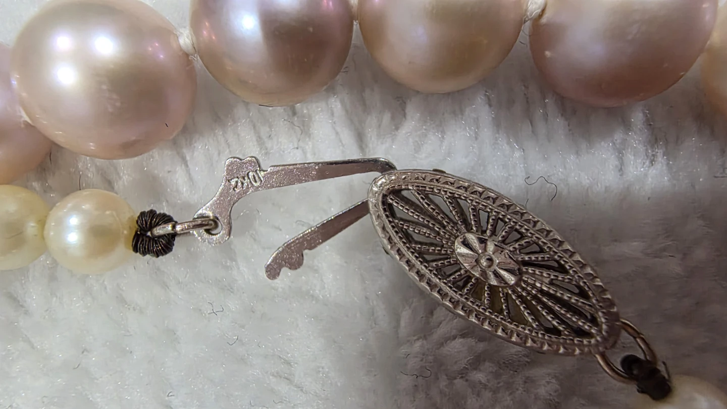 Pearl necklace  $180each. 14k clasp and  S925  and 10k clasp. - photo 3