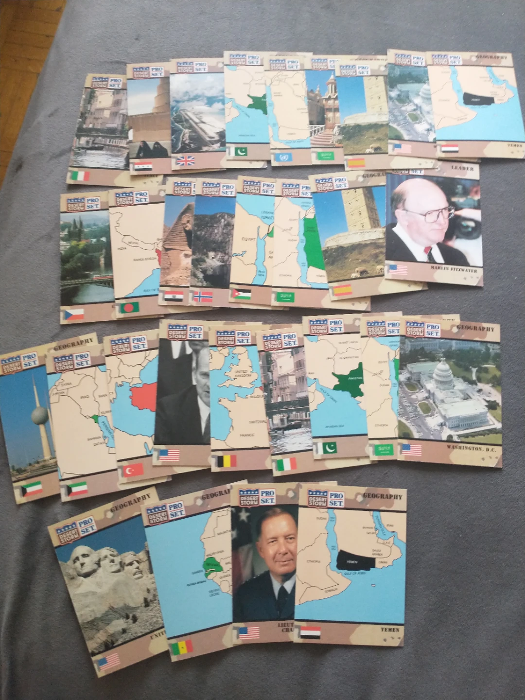 30 Pro Set Desert Storm Trading Cards 1991 - photo 2