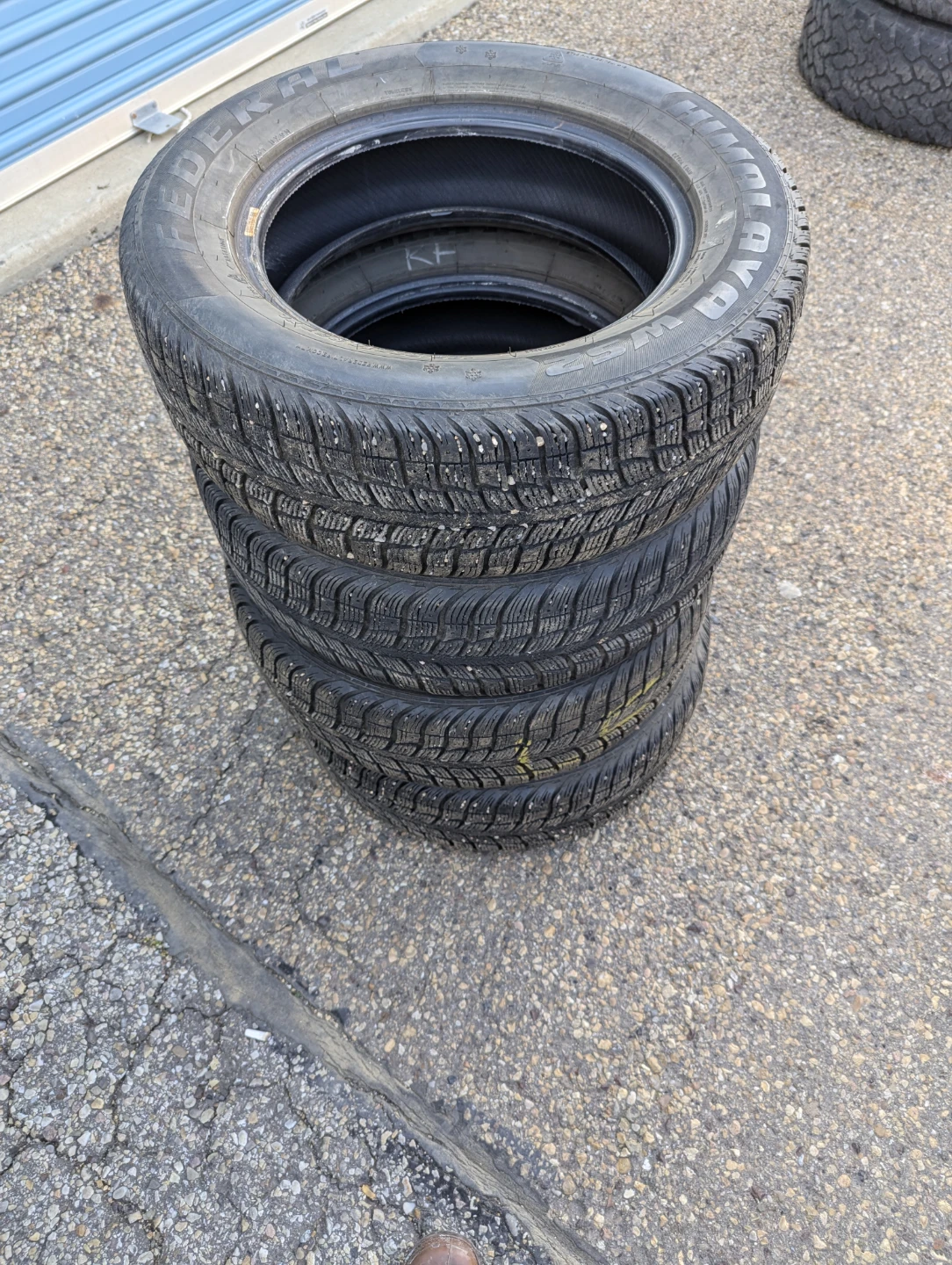 195/65R15 Federal Himalaya WS2 Winter Tires
