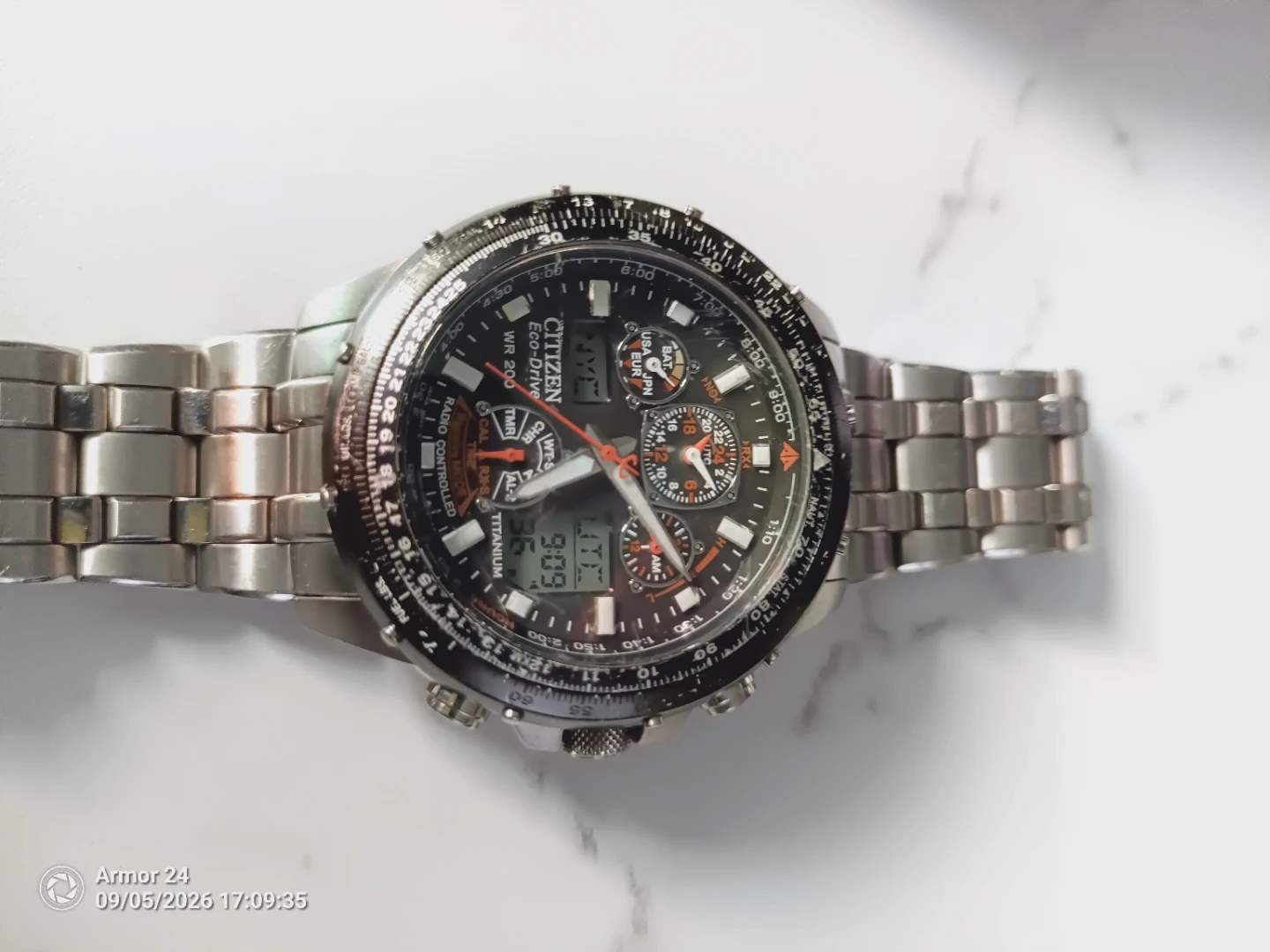 Citizen Skyhawk A-T Eco-Drive TITANIUM (JY0010-50E) - photo 2