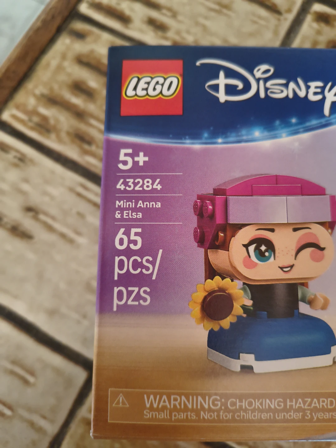 LEGO Disney Frozen Mini Anna & Elsa 43284 - photo 2