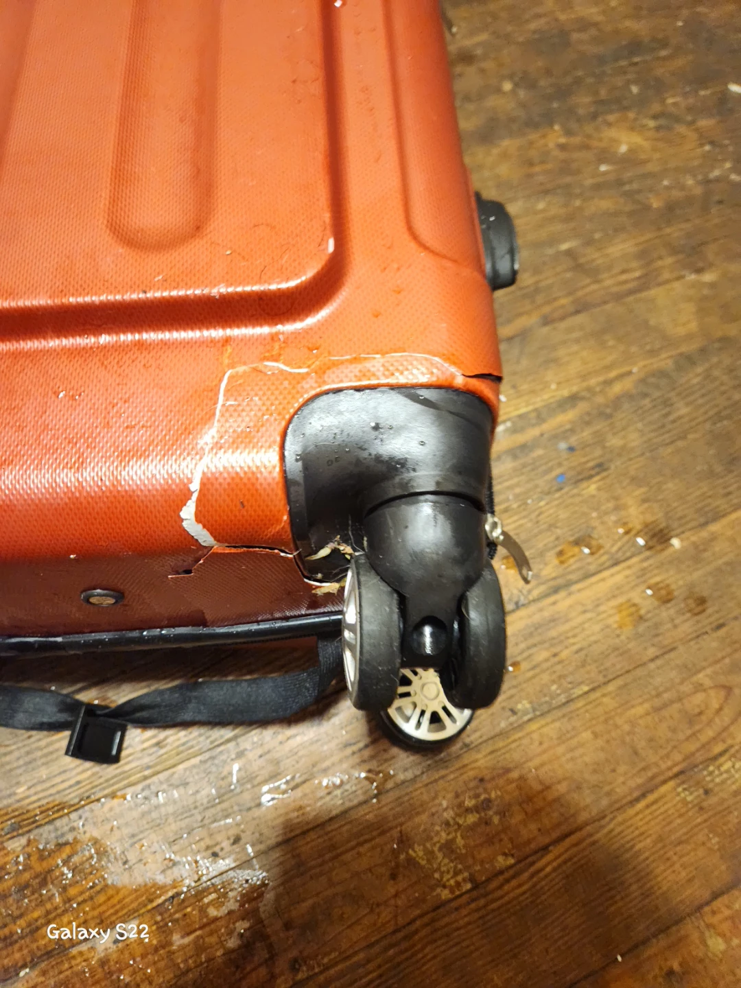 Set of two travel suitcases - photo 4