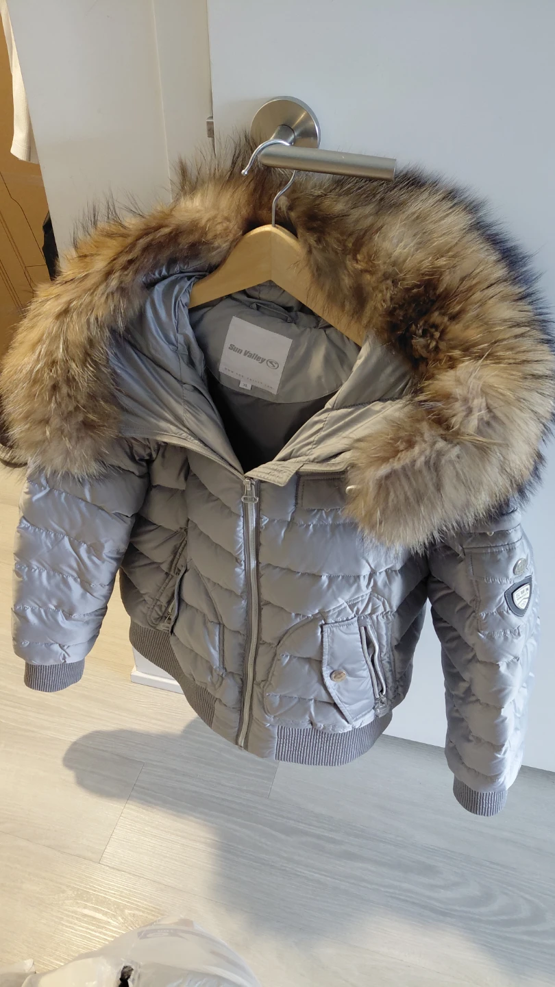 NW: Sun Valley Puffer Jacket Size XL