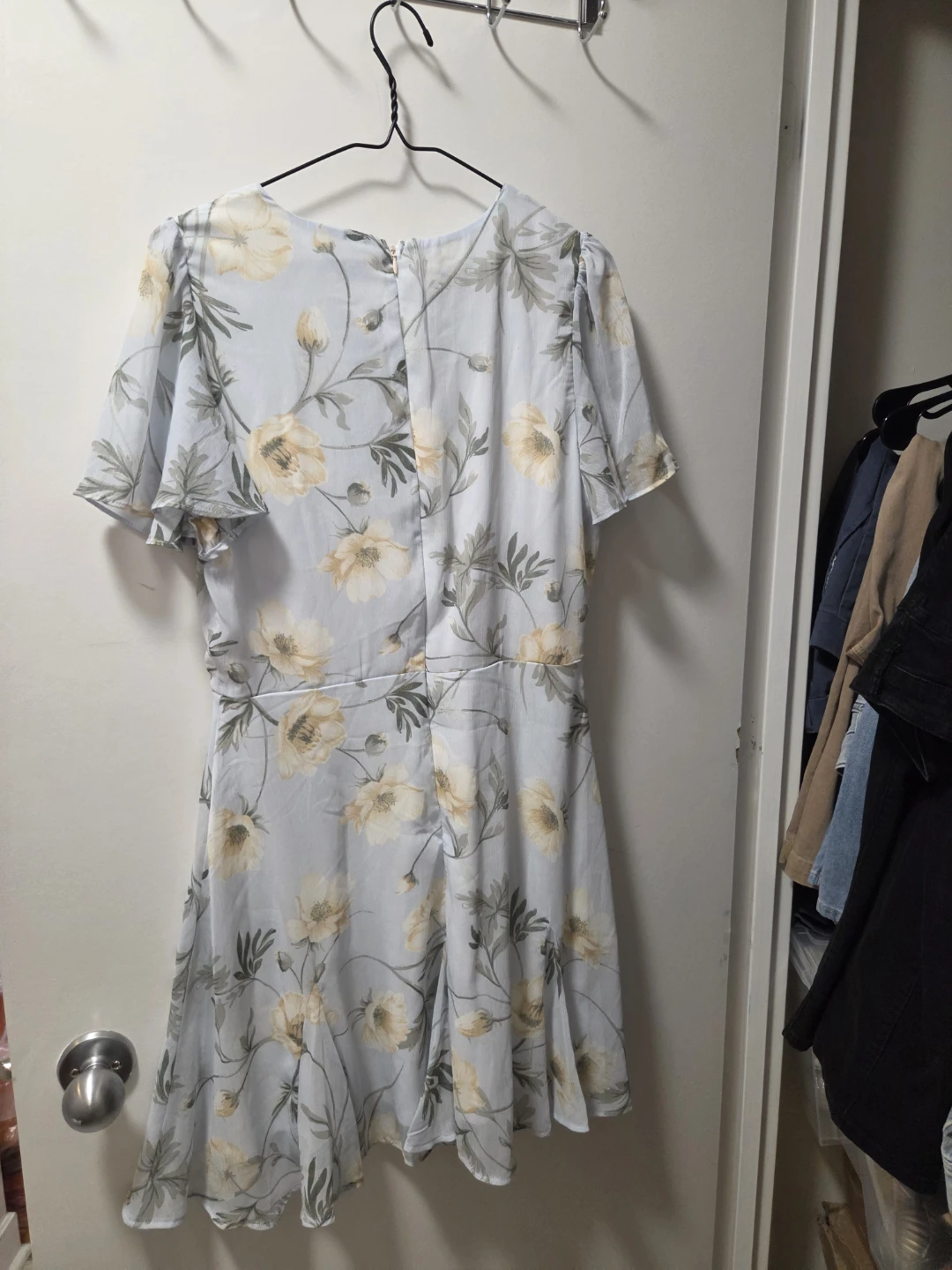 Suzy Shier Floral Dress - photo 2