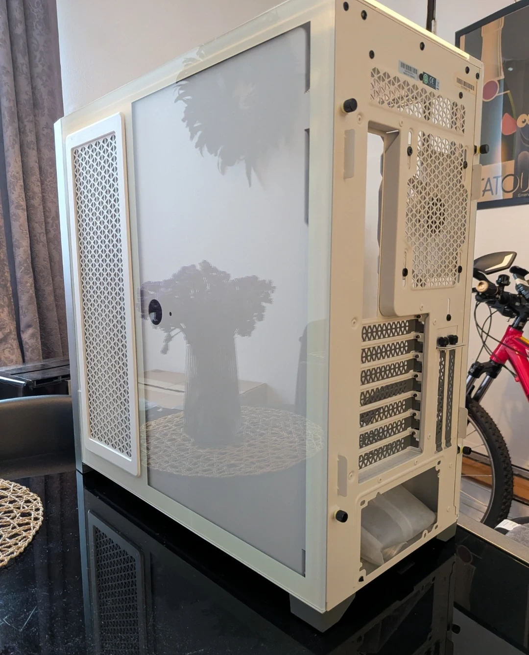 Corsair 5000X RGB Mid-Tower Case in White - photo 4