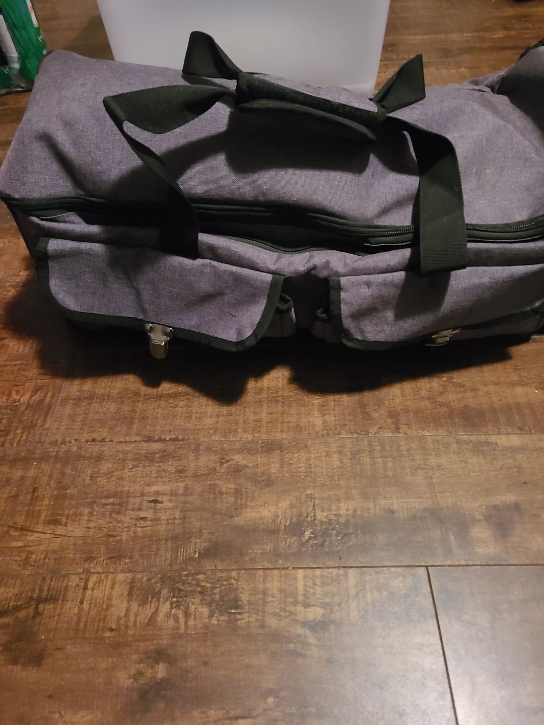 Cricut Explore air 2 with Carrying Bag and Accessories
