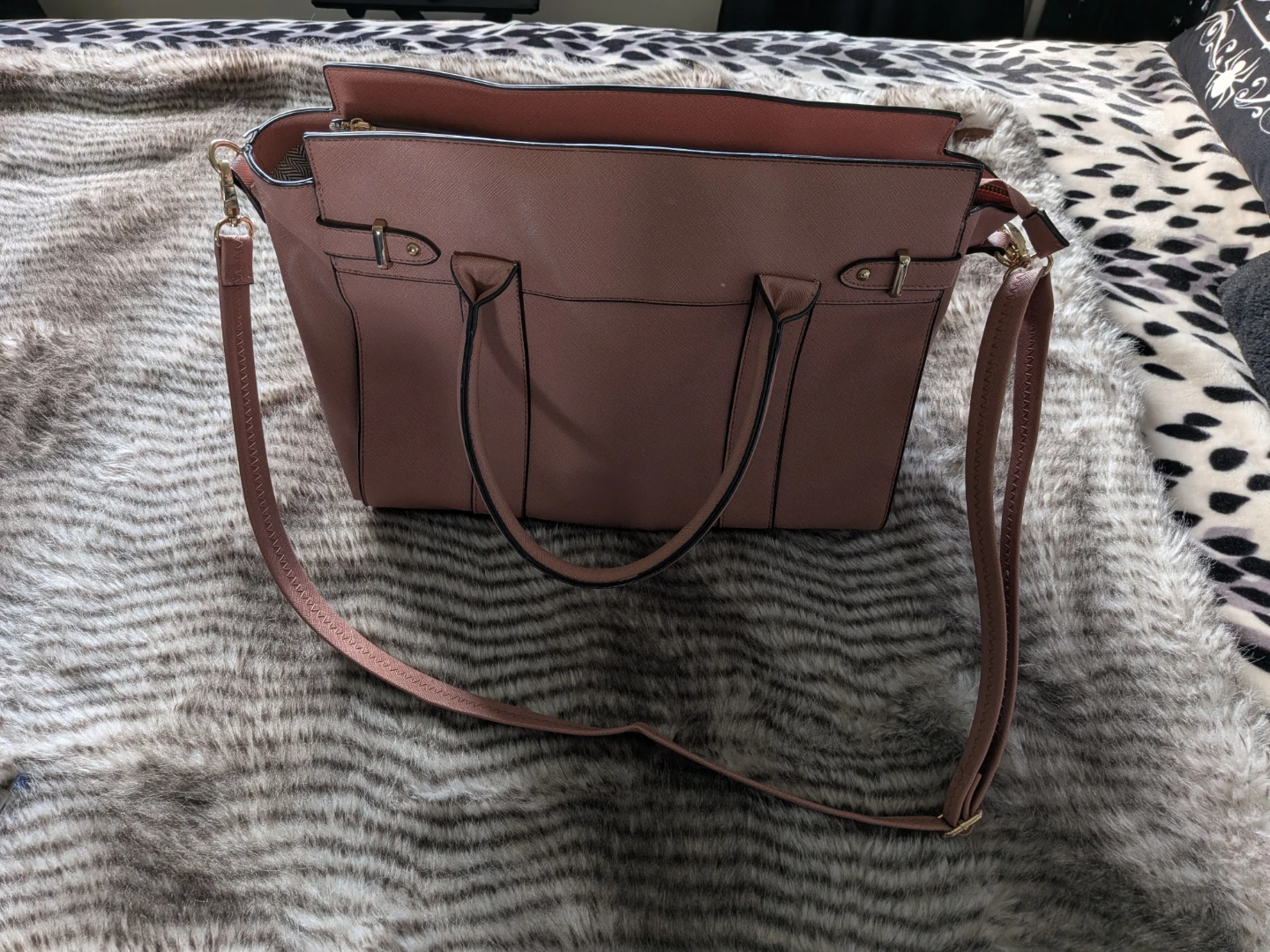 JustFab Pink Handbag with Shoulder Strap