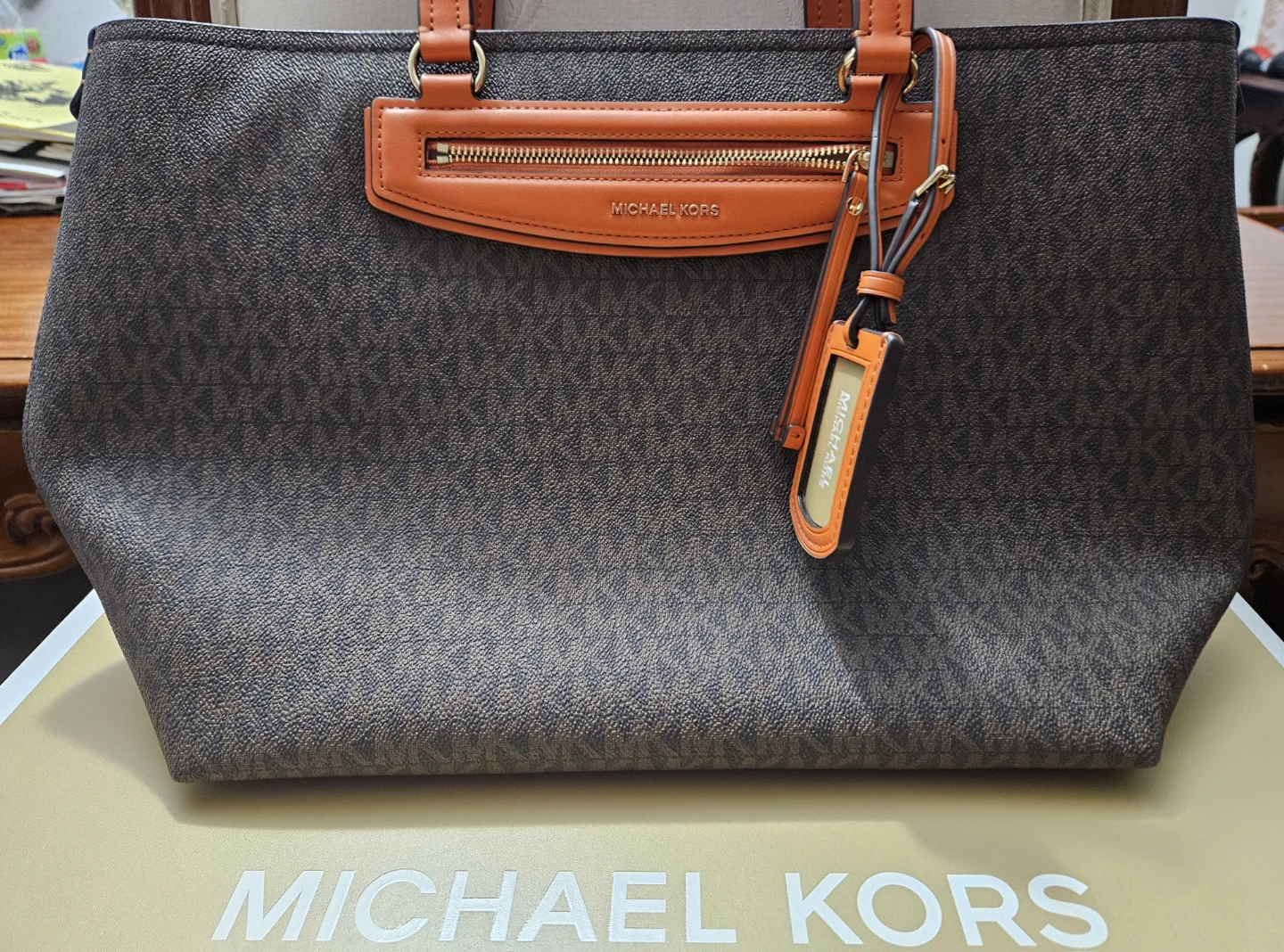 Michael Kors Jet Set Travel Signature Logo Tote Bag - photo 5