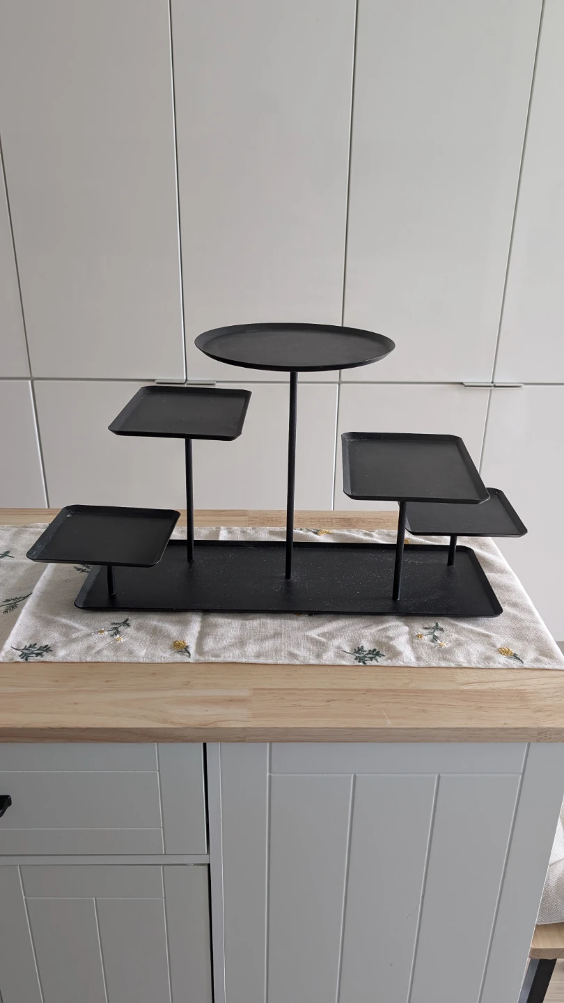 Black Multi-Tier Metal Plant Stand