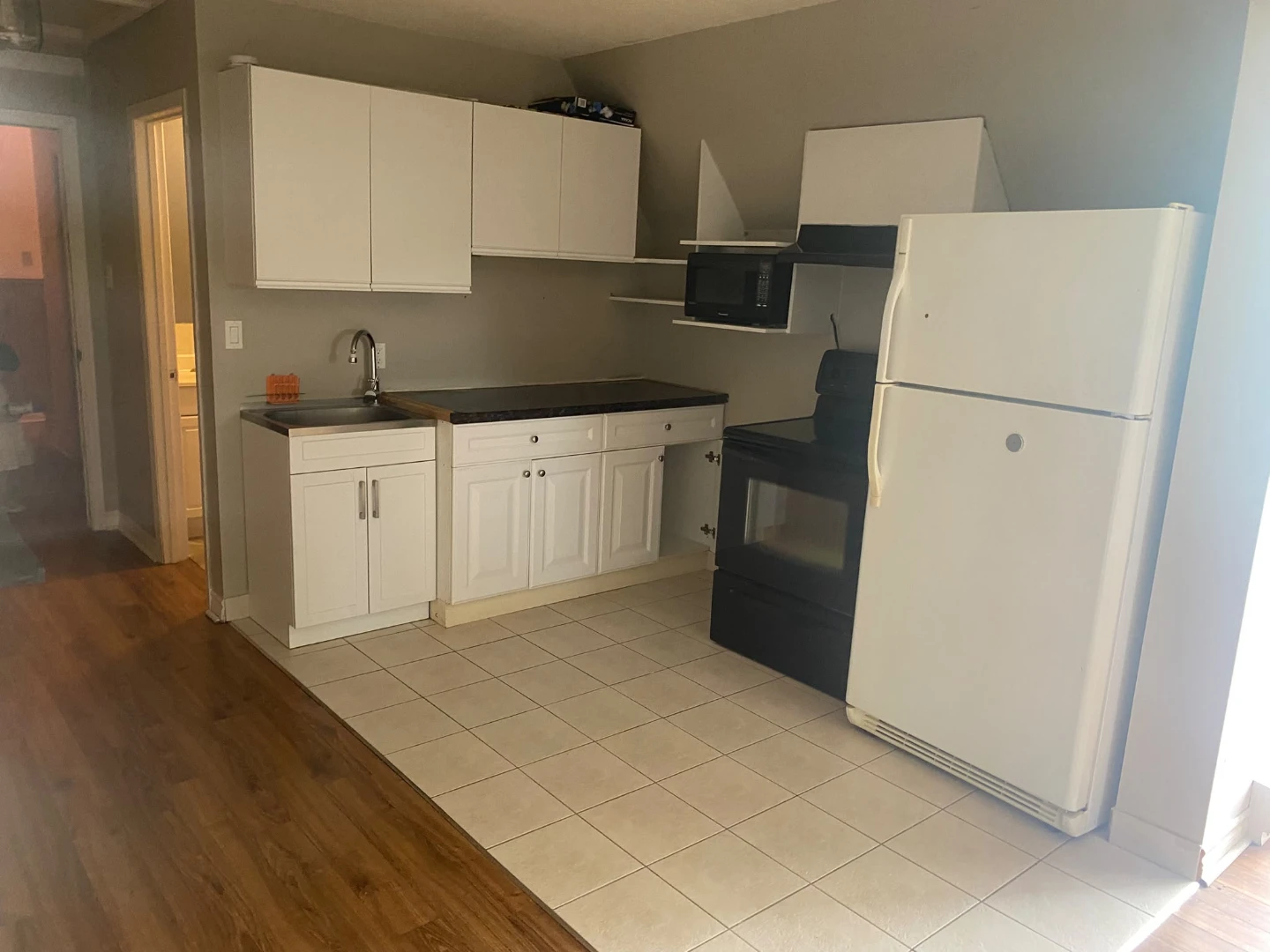 Beautiful 1 bedroom apartment in Stouffville - photo 3
