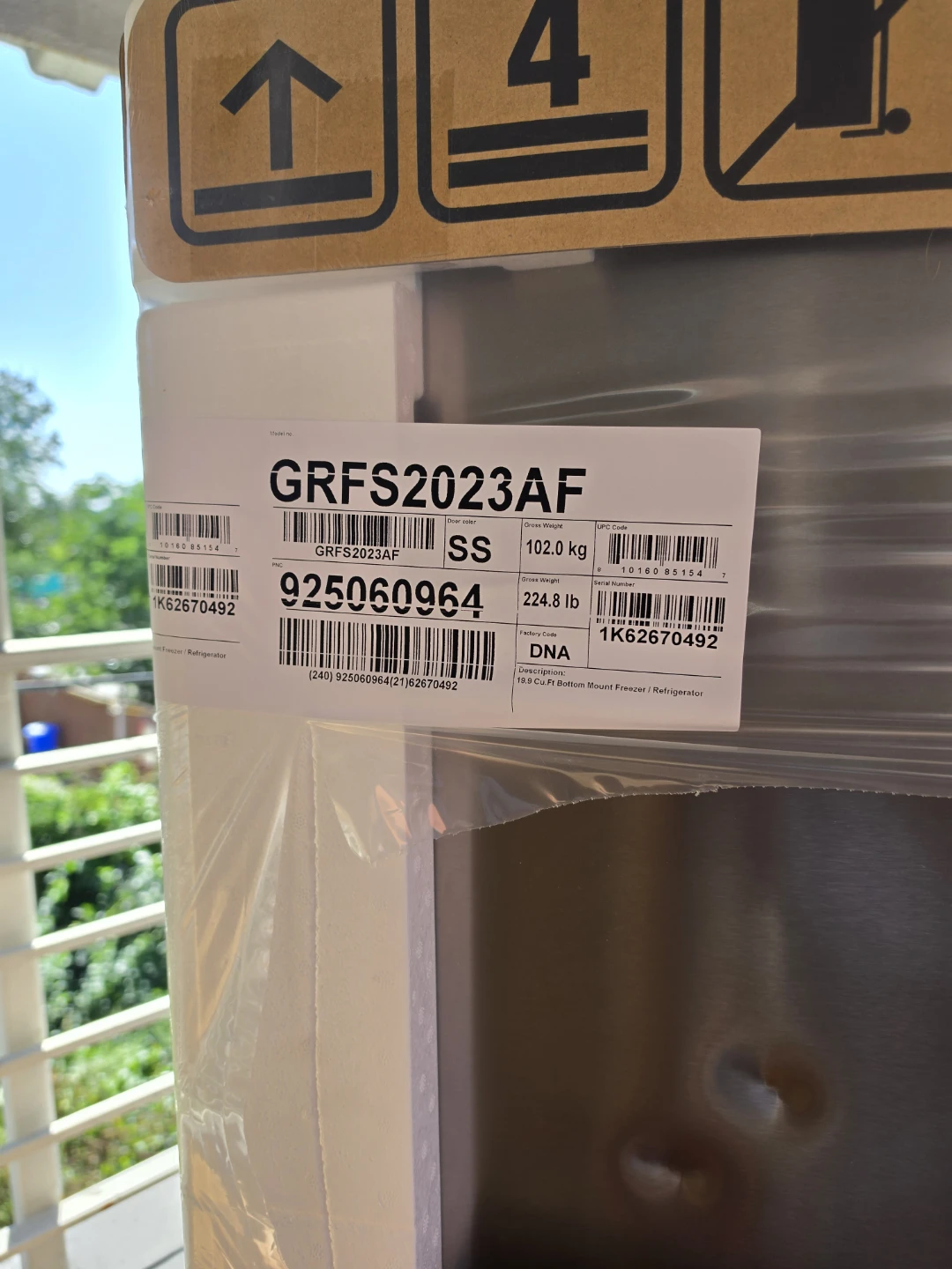 Frigidaire 20 cu. ft. French Door Refrigerator - photo 4