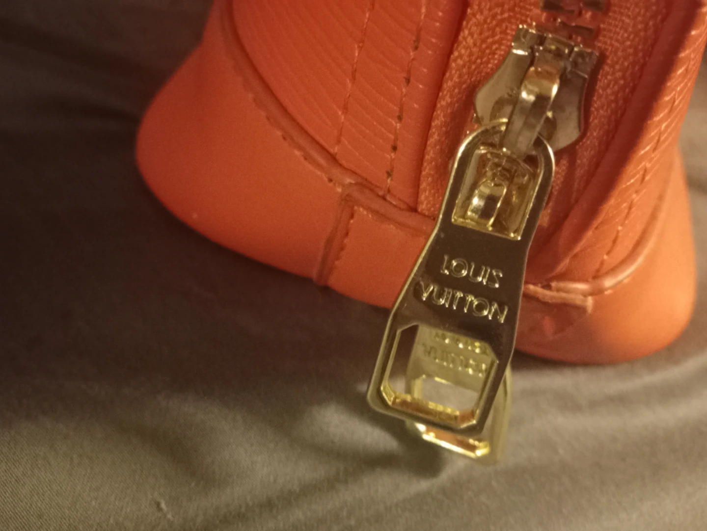 Louis Vuitton Orange Alma Bag - photo 5