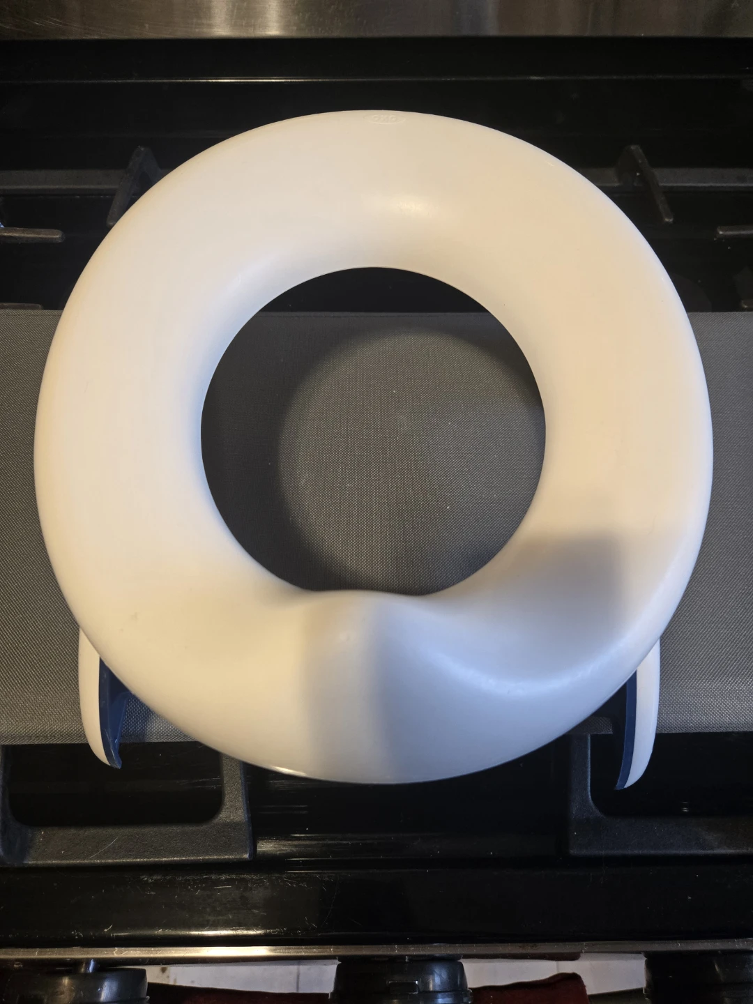 Premium OXO Tot 2-in-1 Go Portable Potty - Spotless Condition! - photo 2