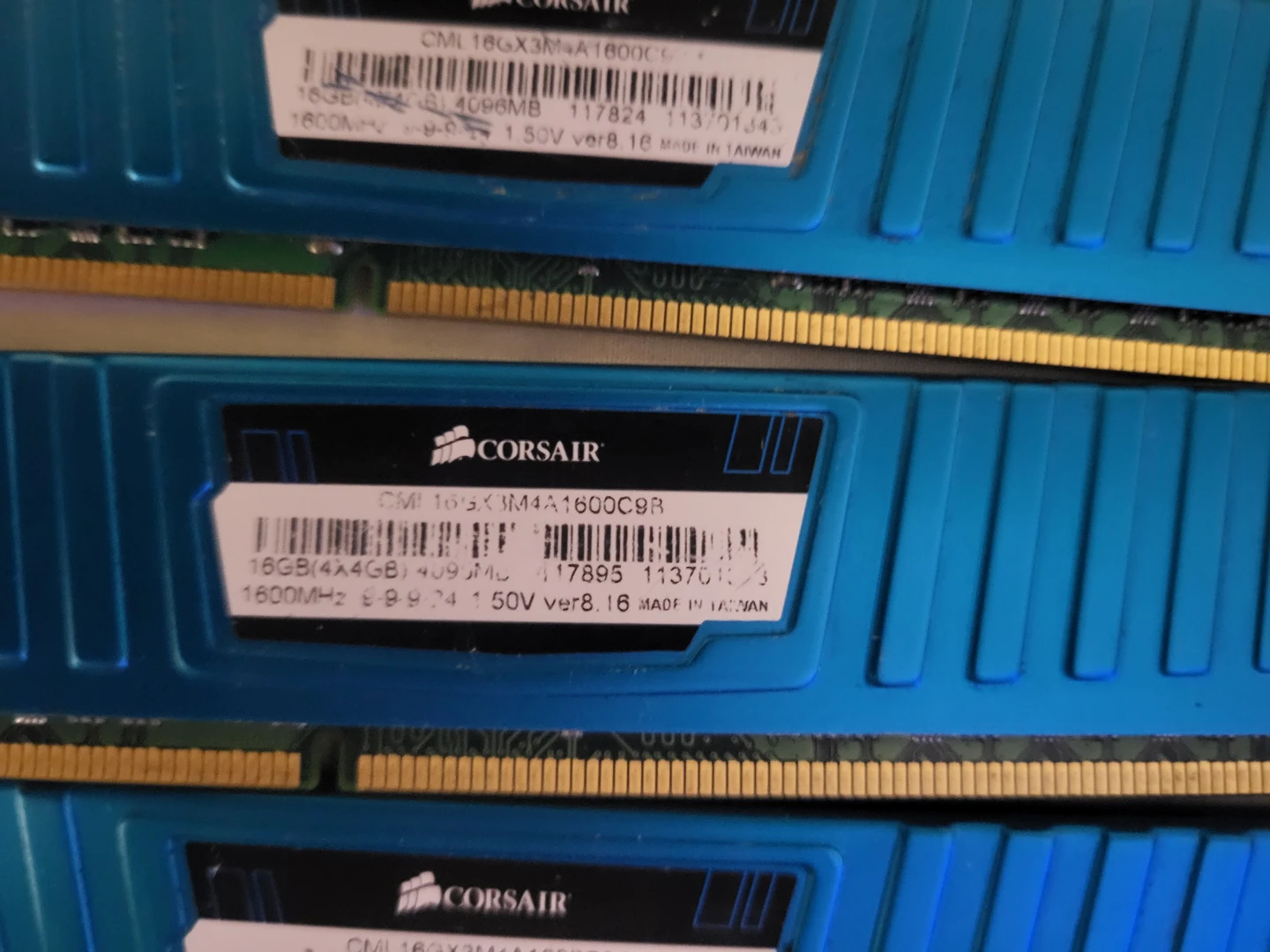 Corsair 16GB (4x4GB) DDR3 RAM Kit - photo 4