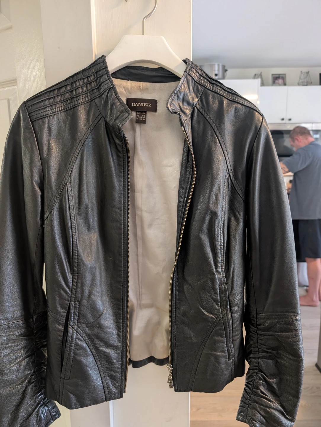 Danier Black Leather Jacket - photo 2