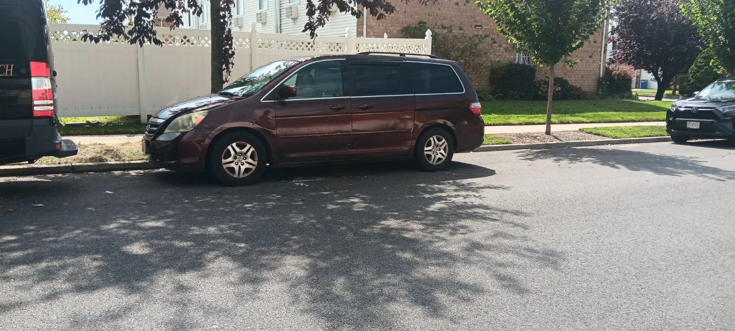 Honda Odyssey Minivan - photo 3