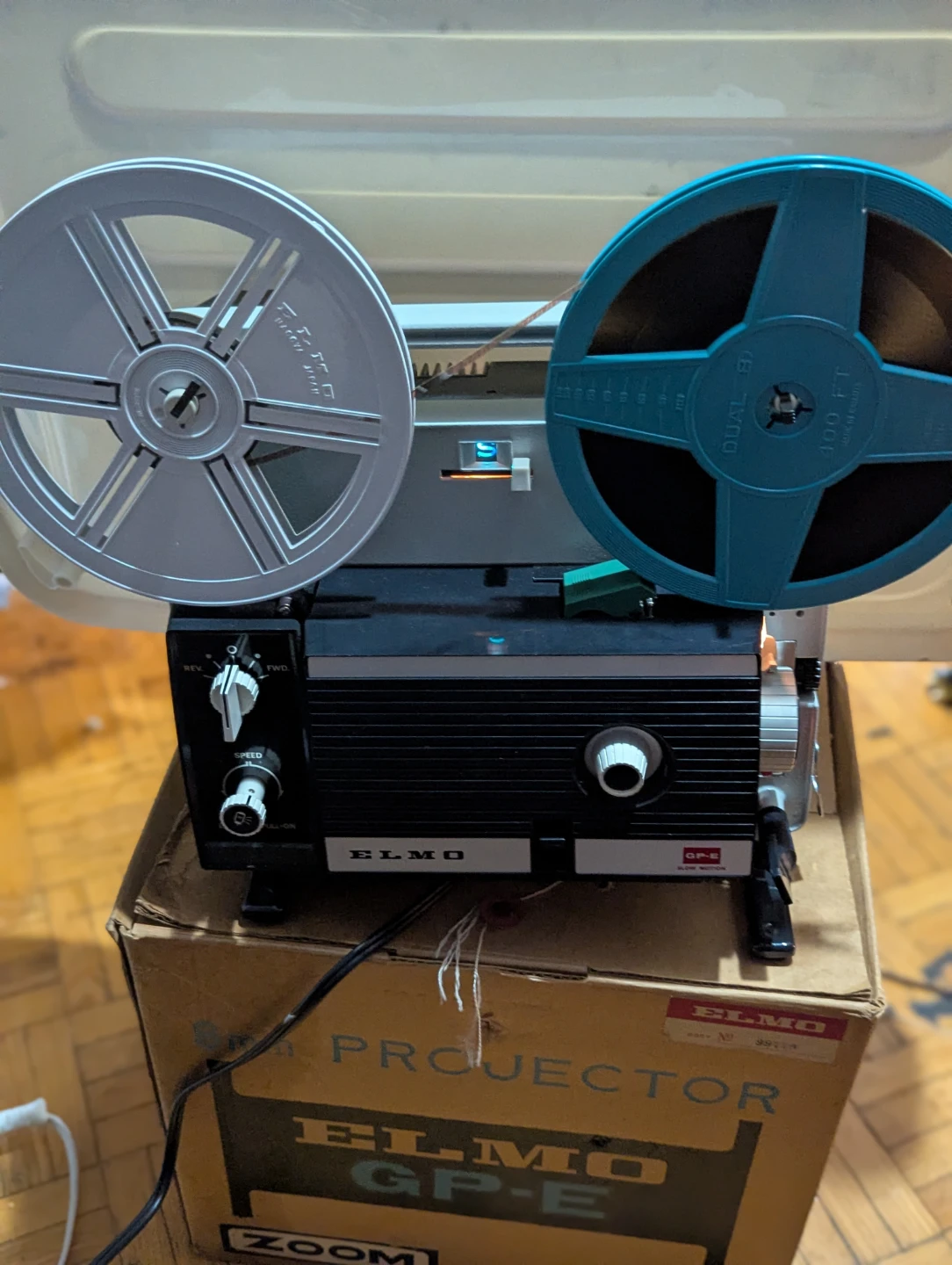 Elmo Super 106 & Elmo GP-E 8mm Film Projector Package - photo 2