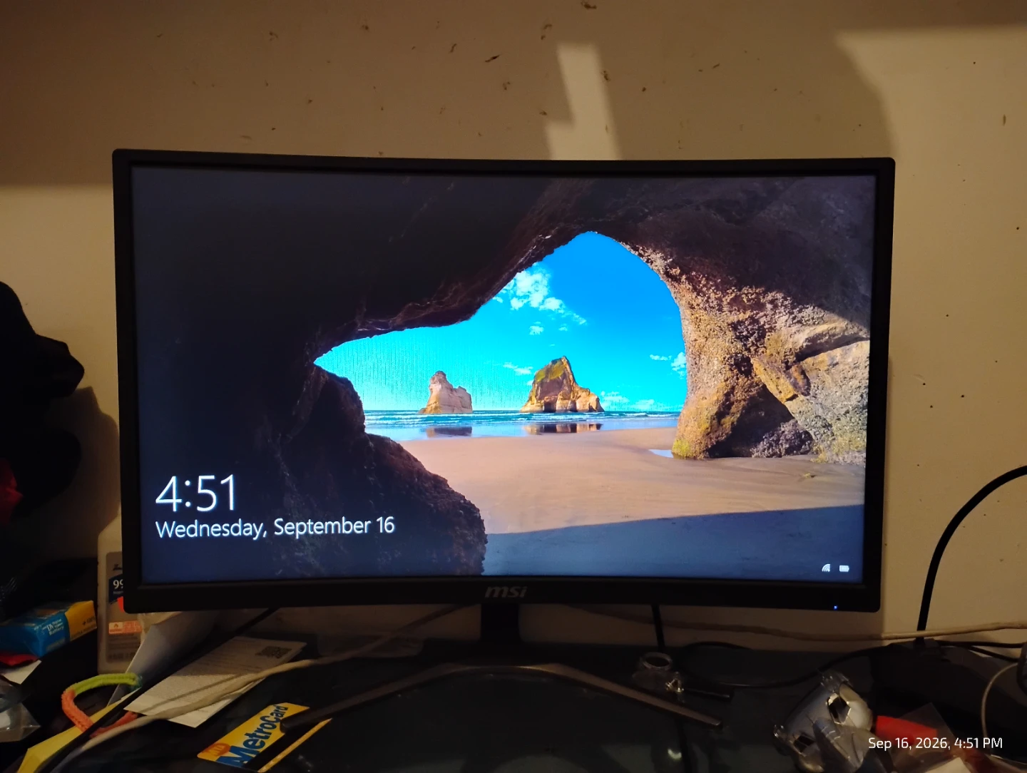 MSI Optix G24C Curved Gaming Monitor - photo 4