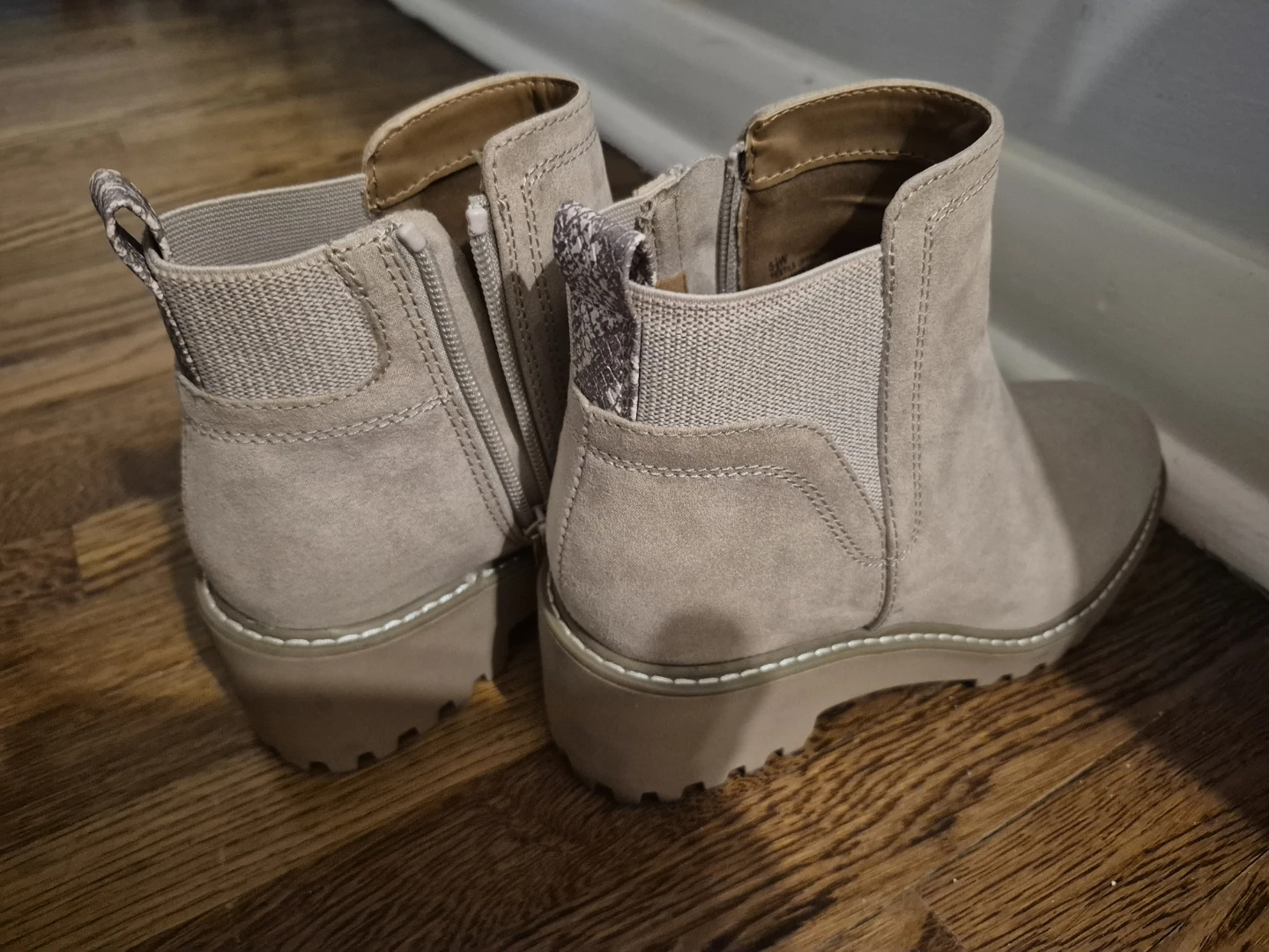 Beige Ankle Boots Size 6 - photo 2