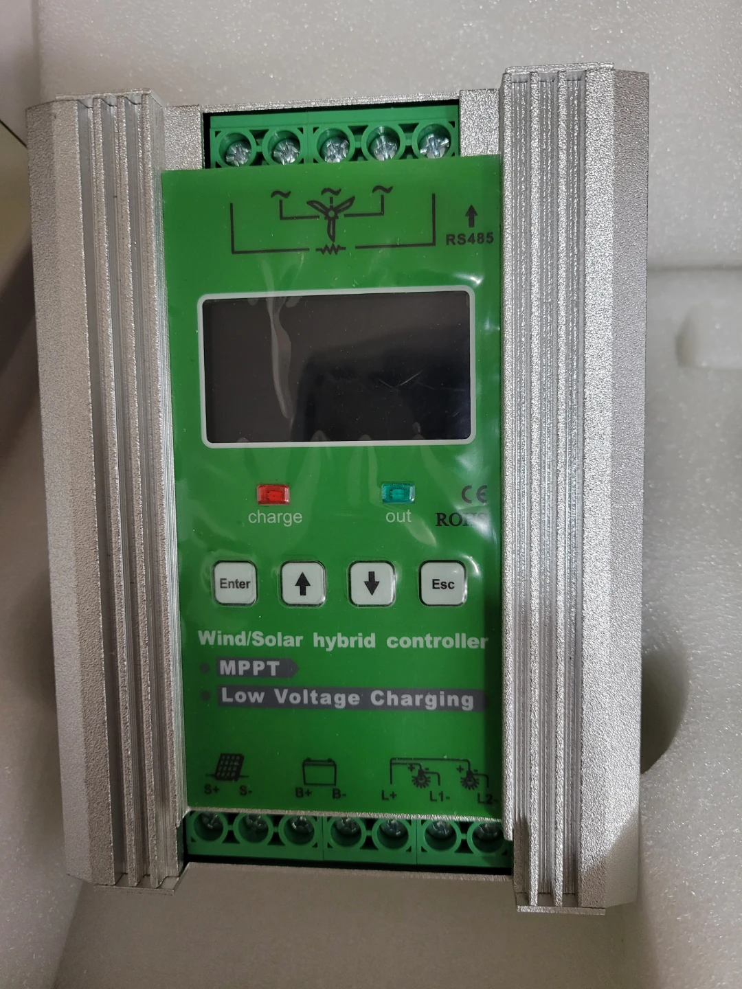 MPPT Solar Wind Turbine Charge Controller - photo 3