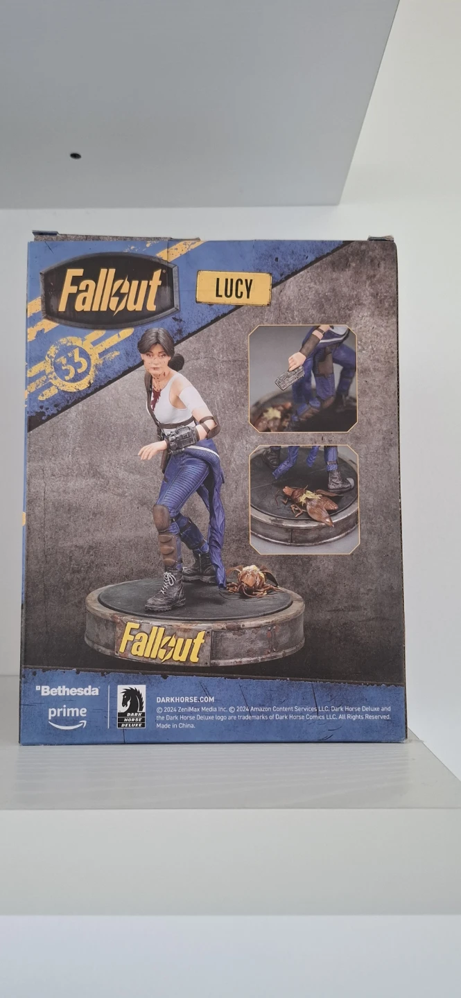 FALLOUT LUCY STATUE - photo 3