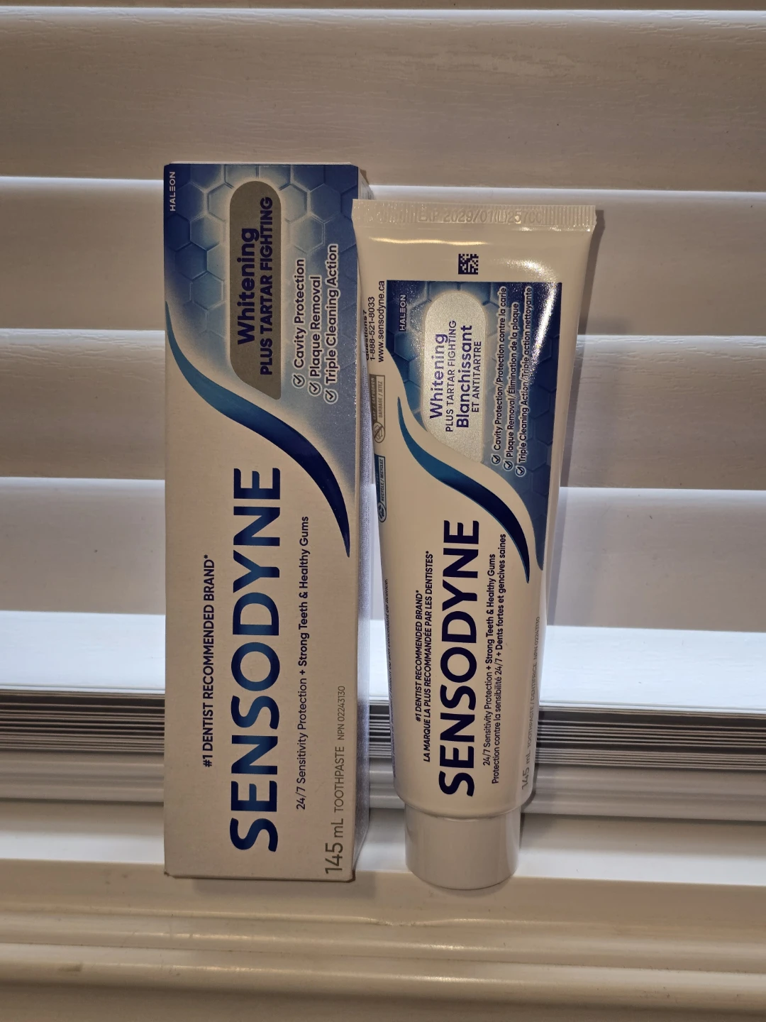 Paste ,mouthwash ,handsome, brush covers