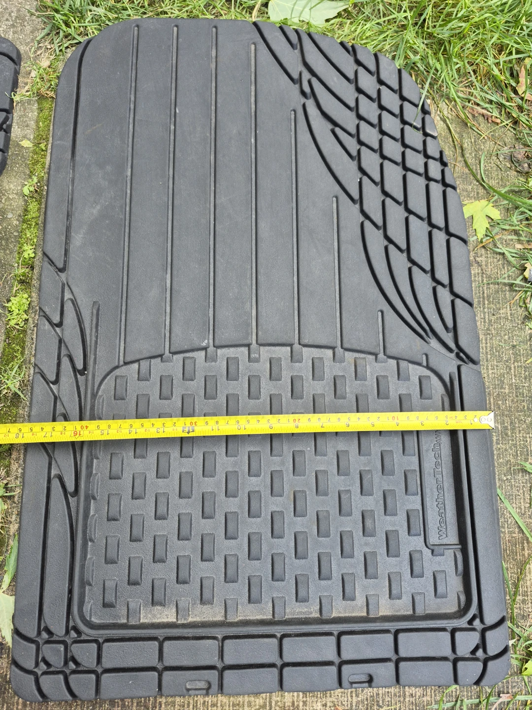 WeatherTech Heavy-Duty Universal Trim-to-Fit Front Floor Mats - photo 5