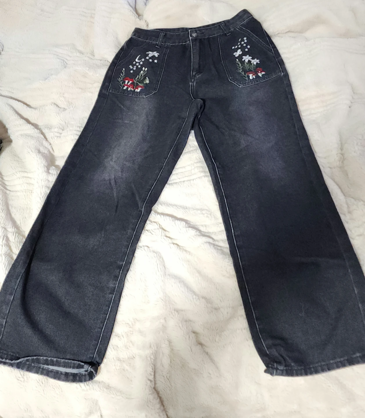 Barely worn, like new large (US 8/10 OR EUR 40/42) Denim Jeans. - photo 4