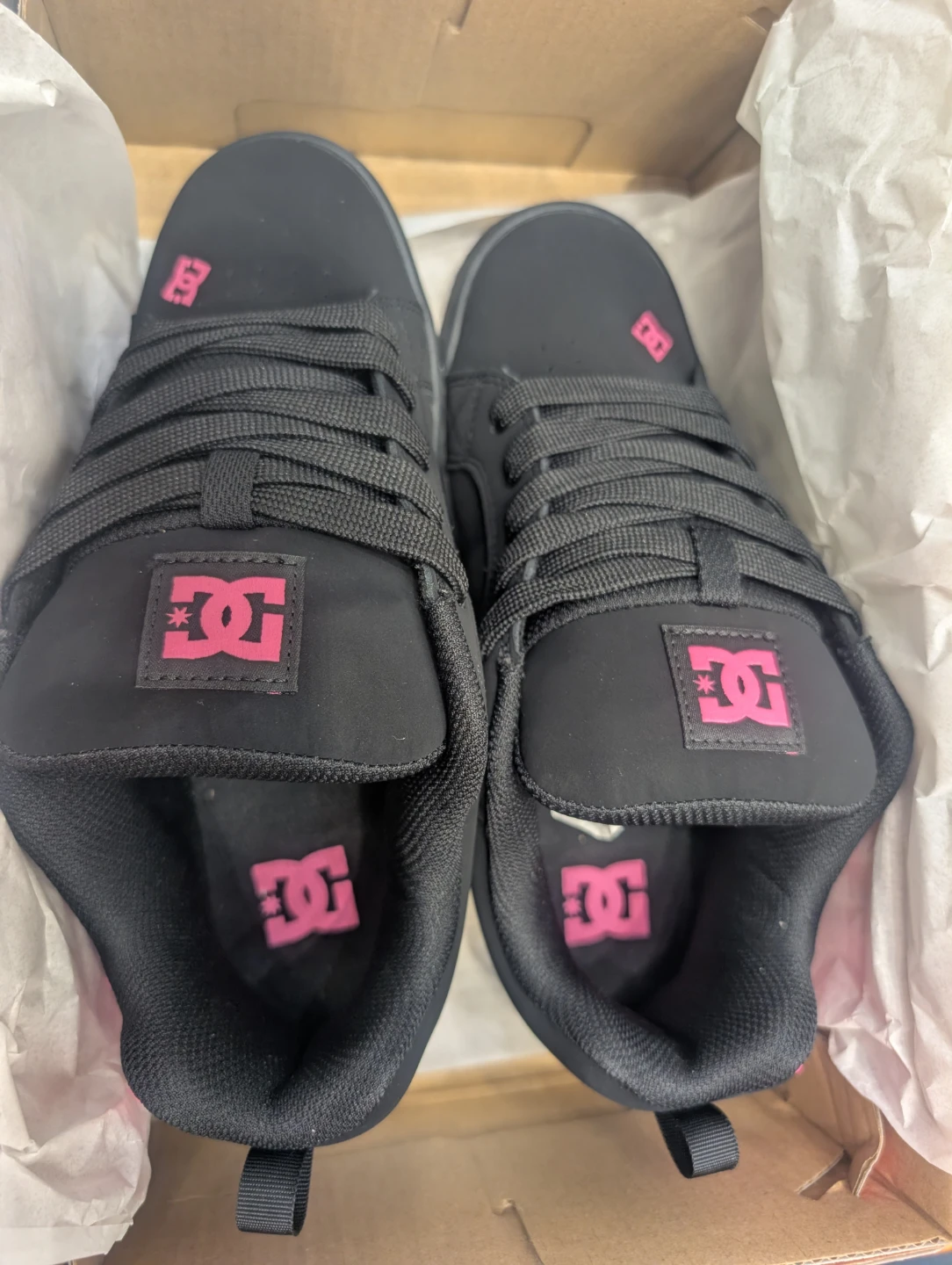 DC Shoes Black and Pink Sneakers