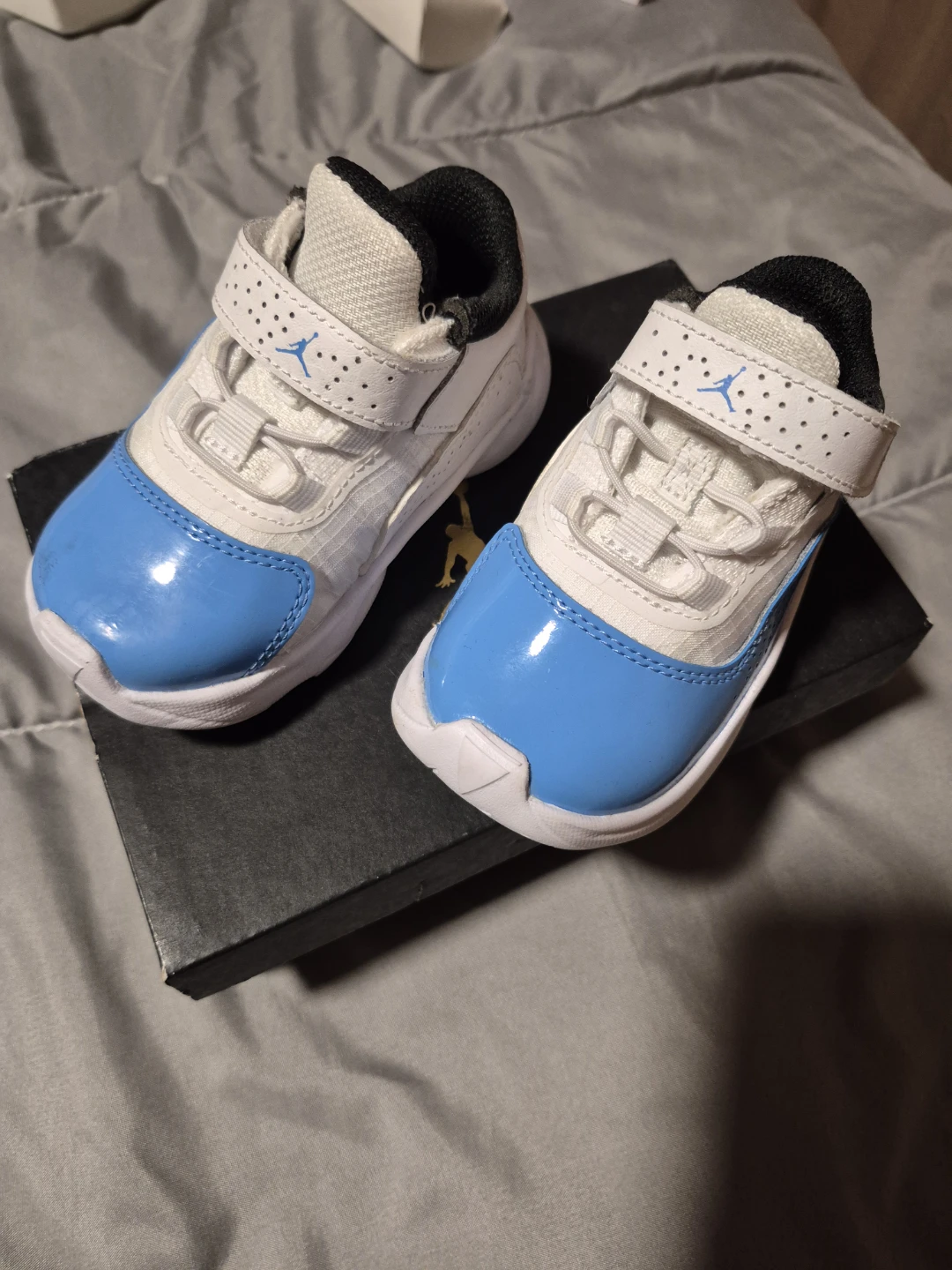 Jordan 11 CMFT Low Toddler Shoes BLUE/WHITE