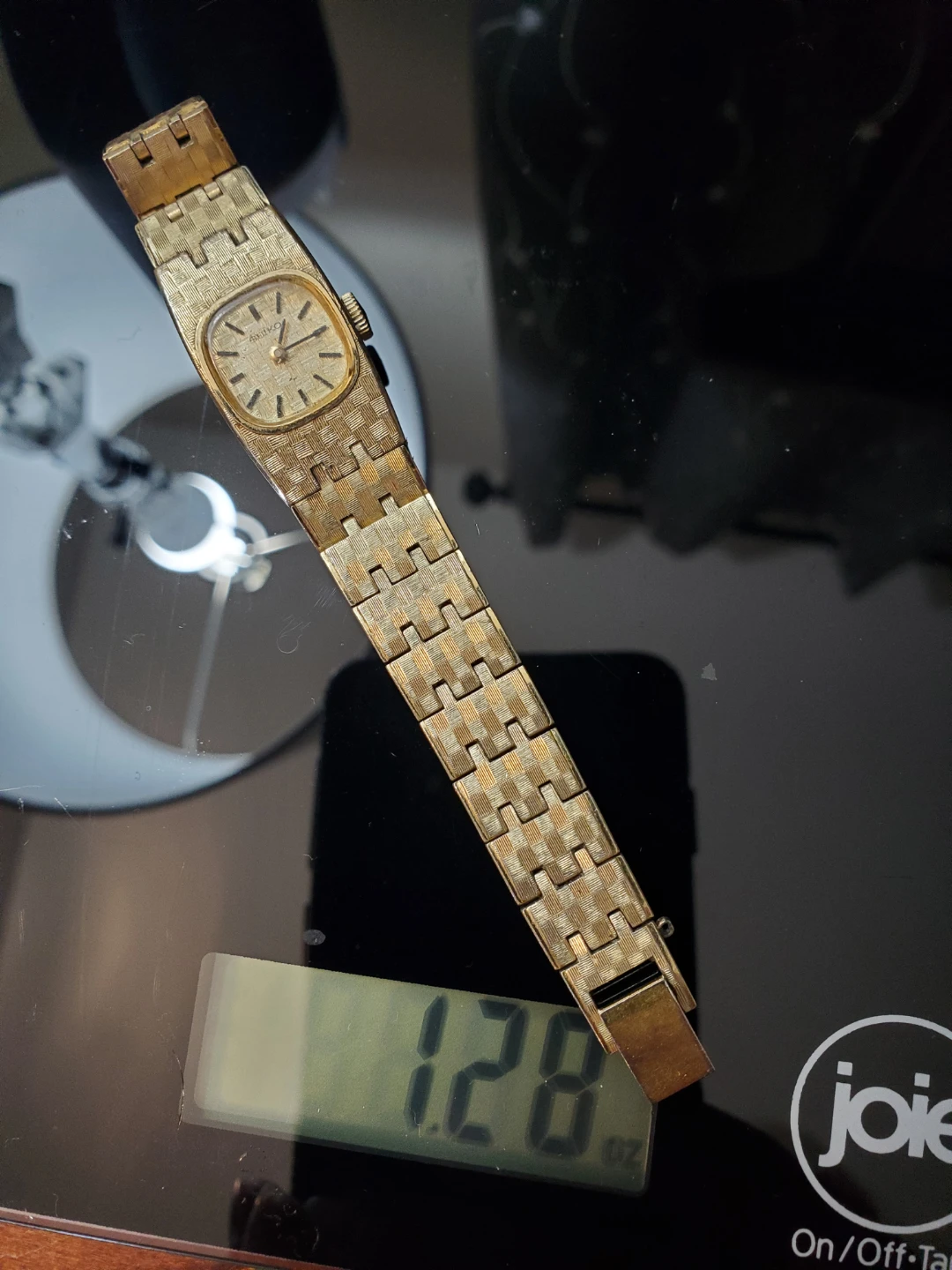Vintage Seiko Gold-Tone Ladies Wristwatch