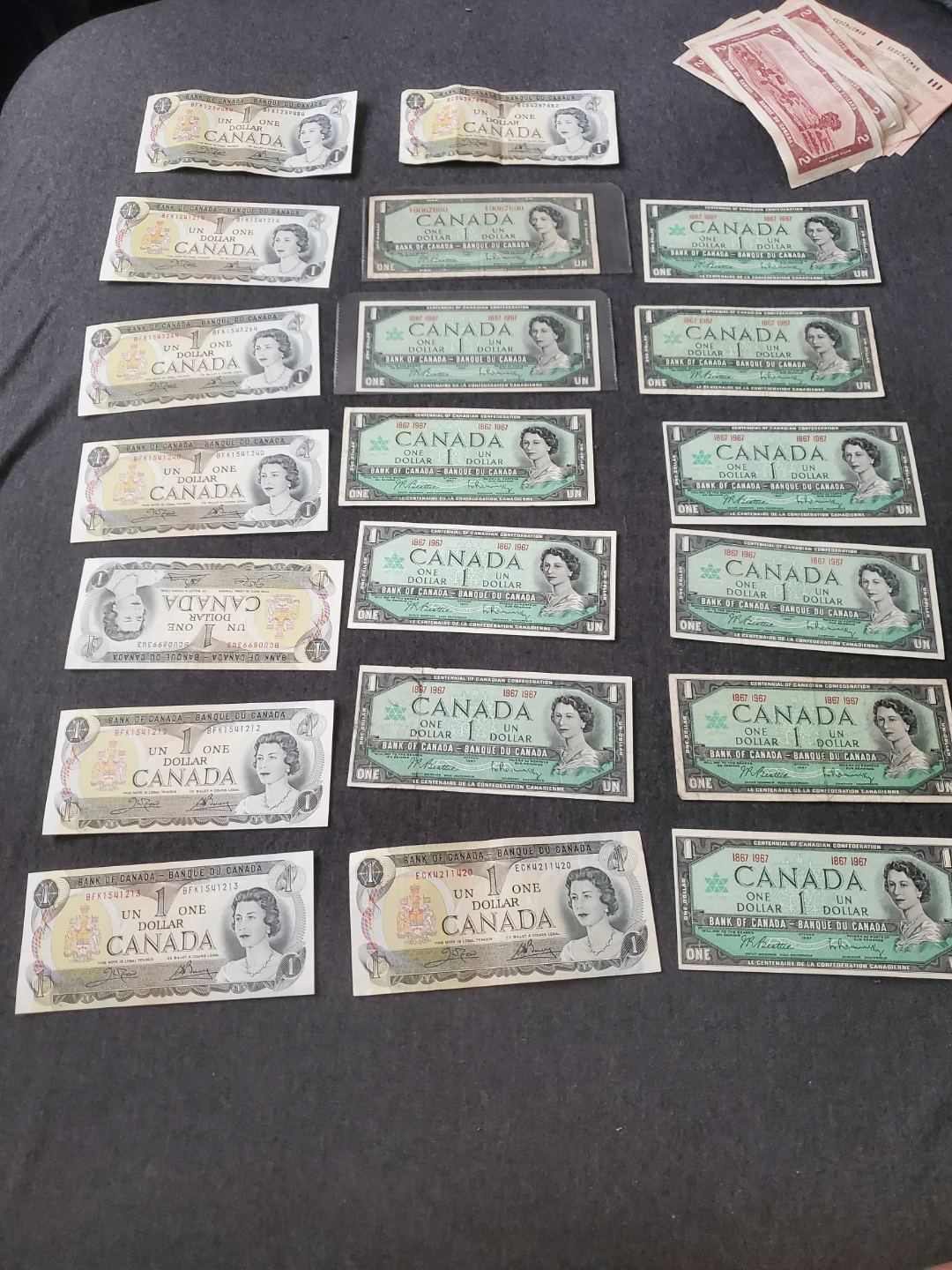 Collection of Vintage Canadian Banknotes - photo 3