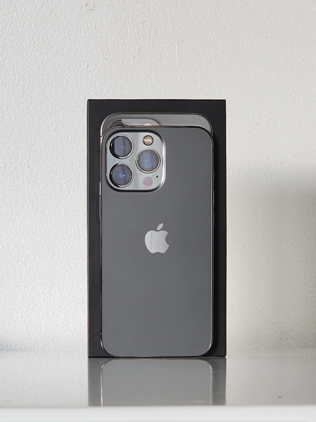 iPhone 13 pro - photo 4