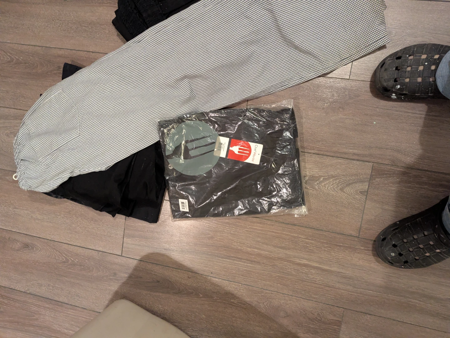 Chef Uniform Set Size XL  $15 one piece obo - photo 4