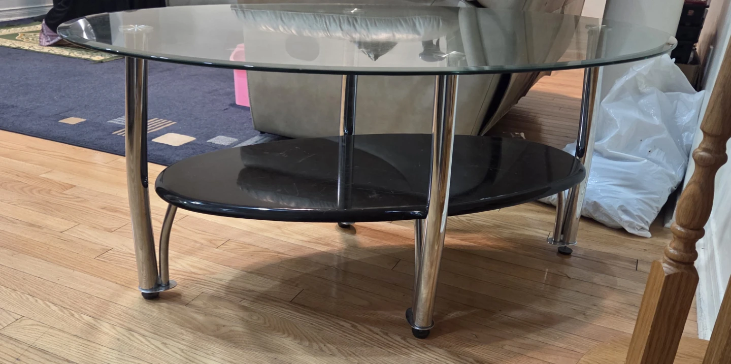 Oval Glass and Black Coffee Table 3 set $50 - photo 2