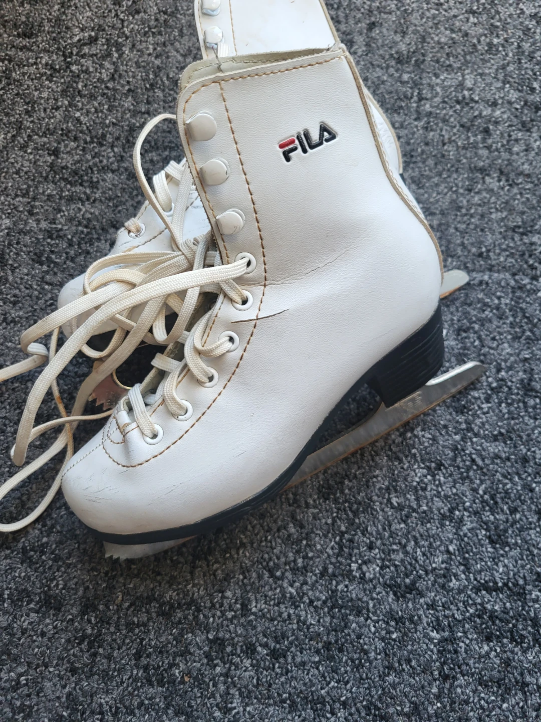 Girls Fila Figure Skates