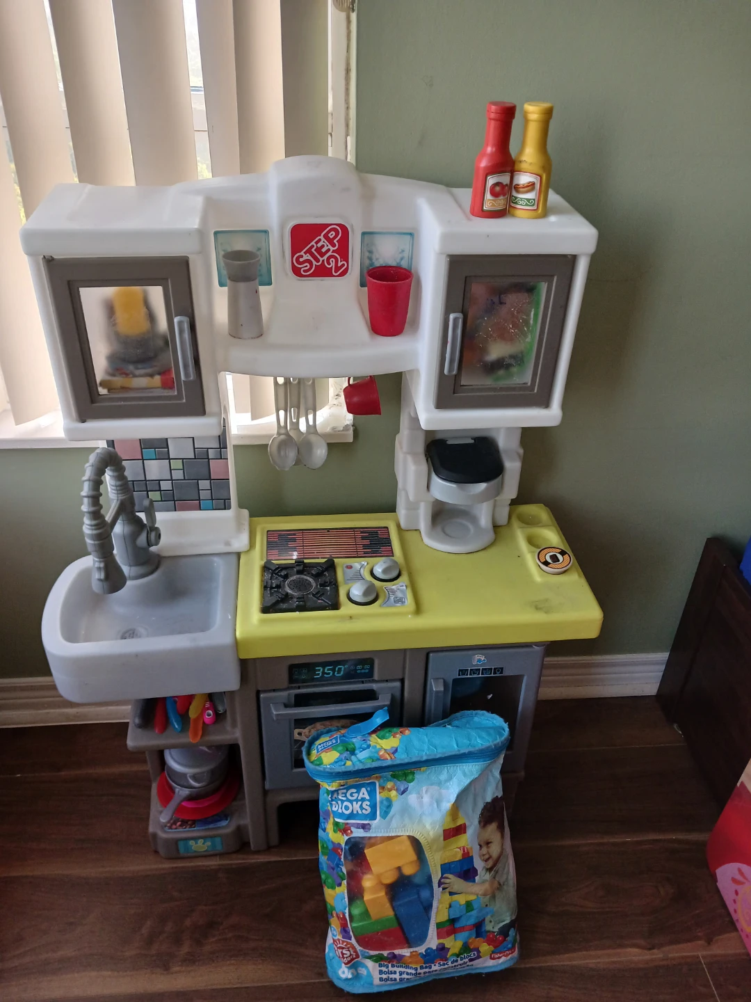Step 2 Play Kitchen - photo 3