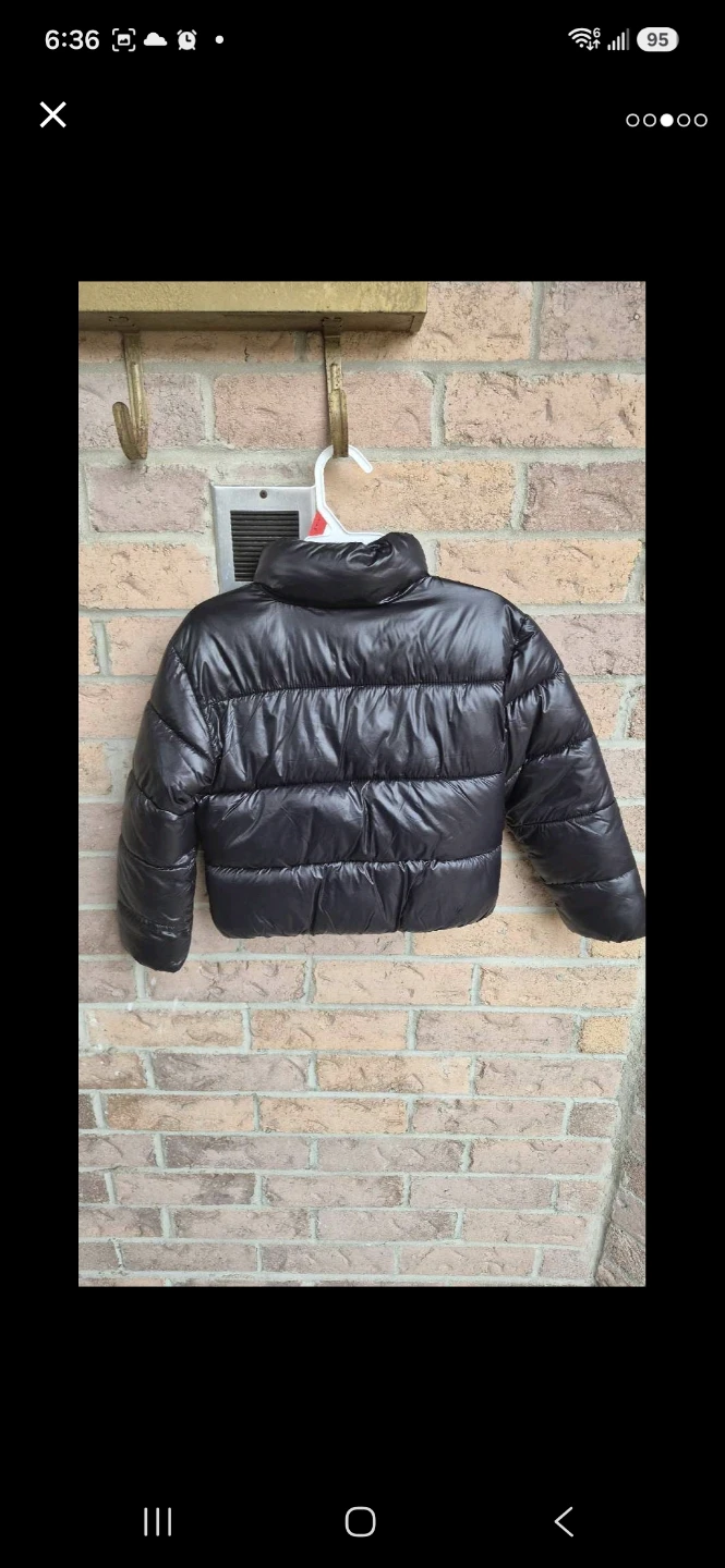 Old Navy Black Puffer Jacket Size 6-7 - photo 3