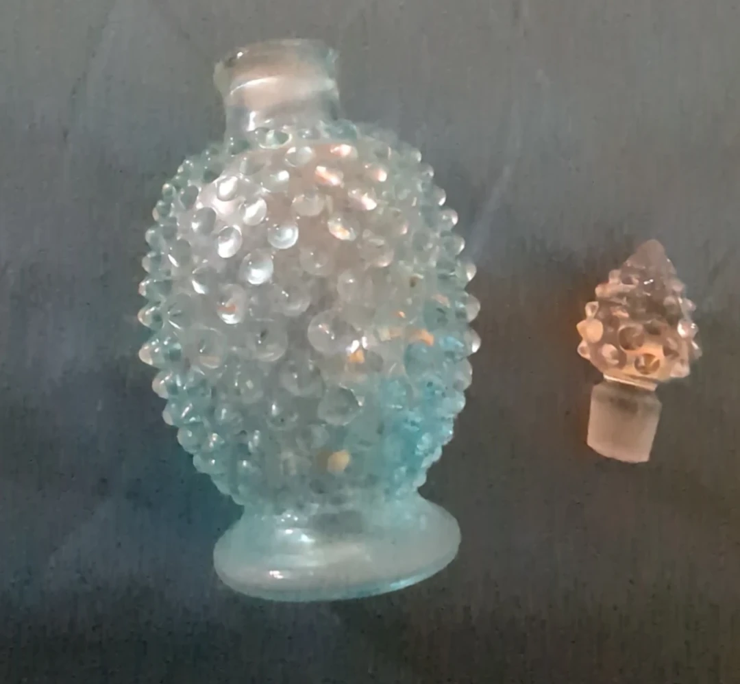 Vintage Blue Hobnail Glass Perfume Bottle - photo 3
