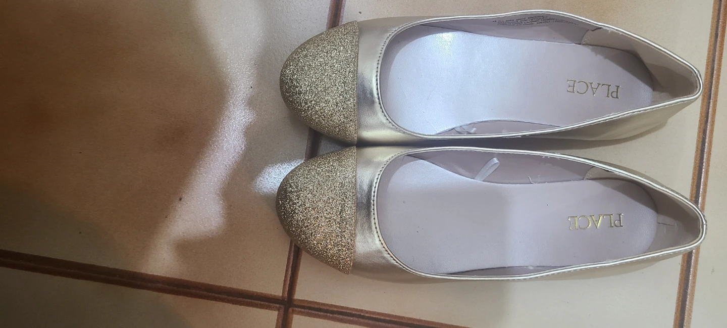 The Children's Place Gold Glitter Flats
