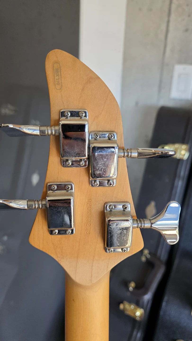 Yamaha RBX170 bass guitar - photo 4