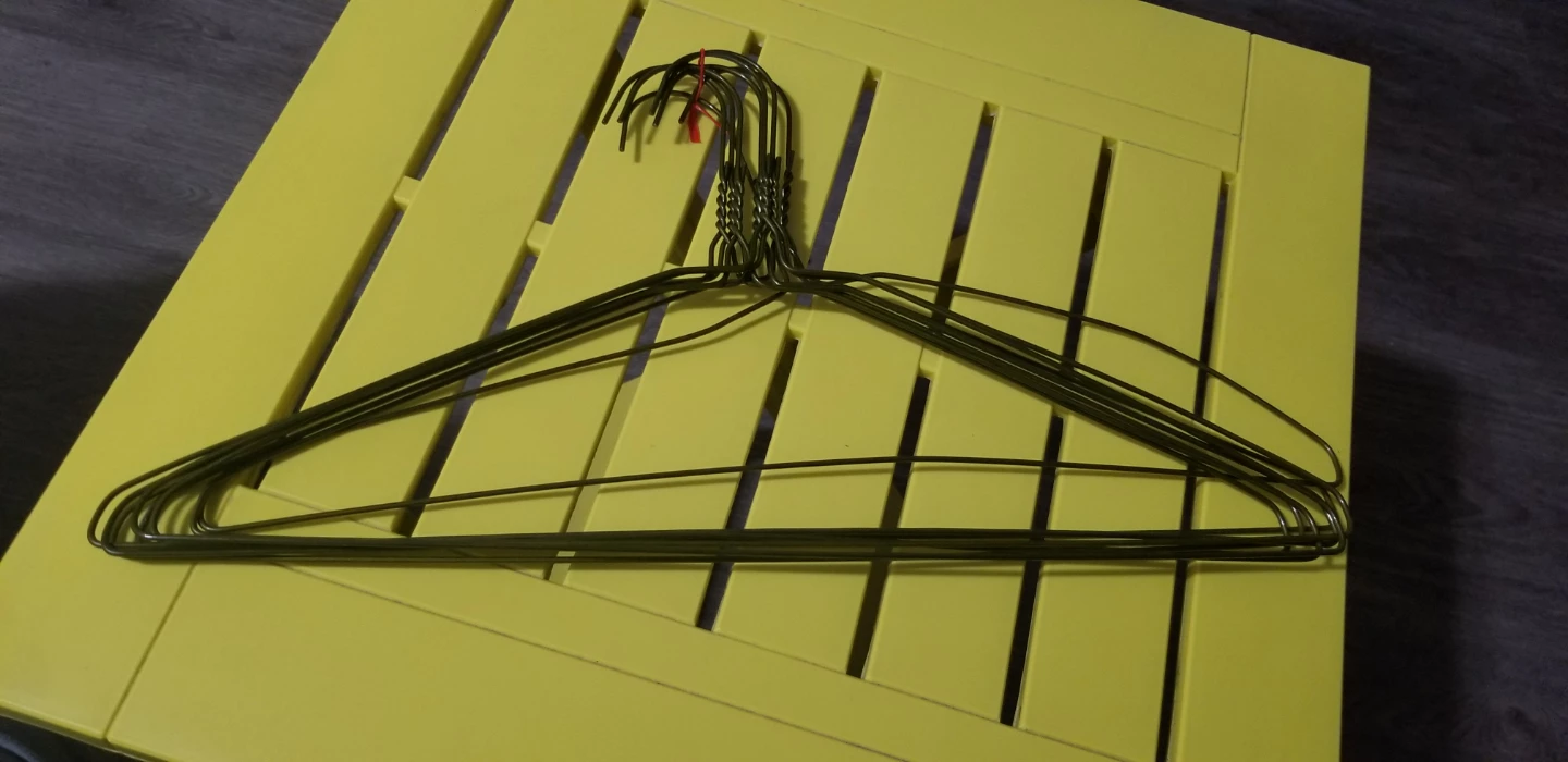 Set of 12 Metal Clothes Hangers