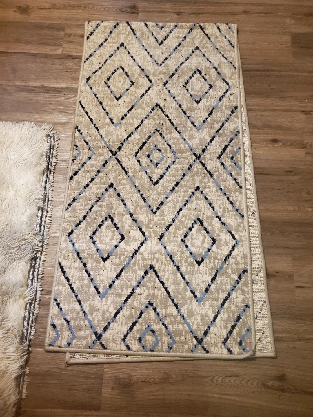 Diamond Pattern Area Rug Runner