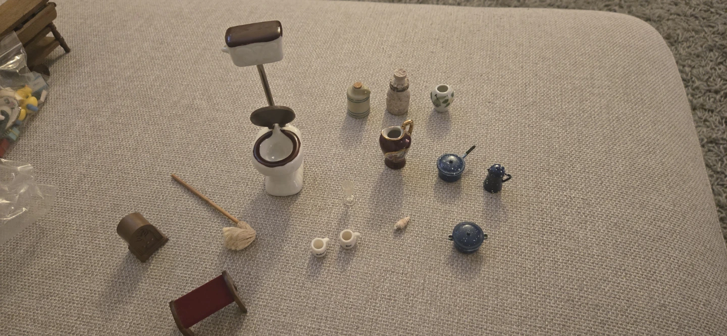 Large Collection of Miniature Dollhouse Furniture and Items