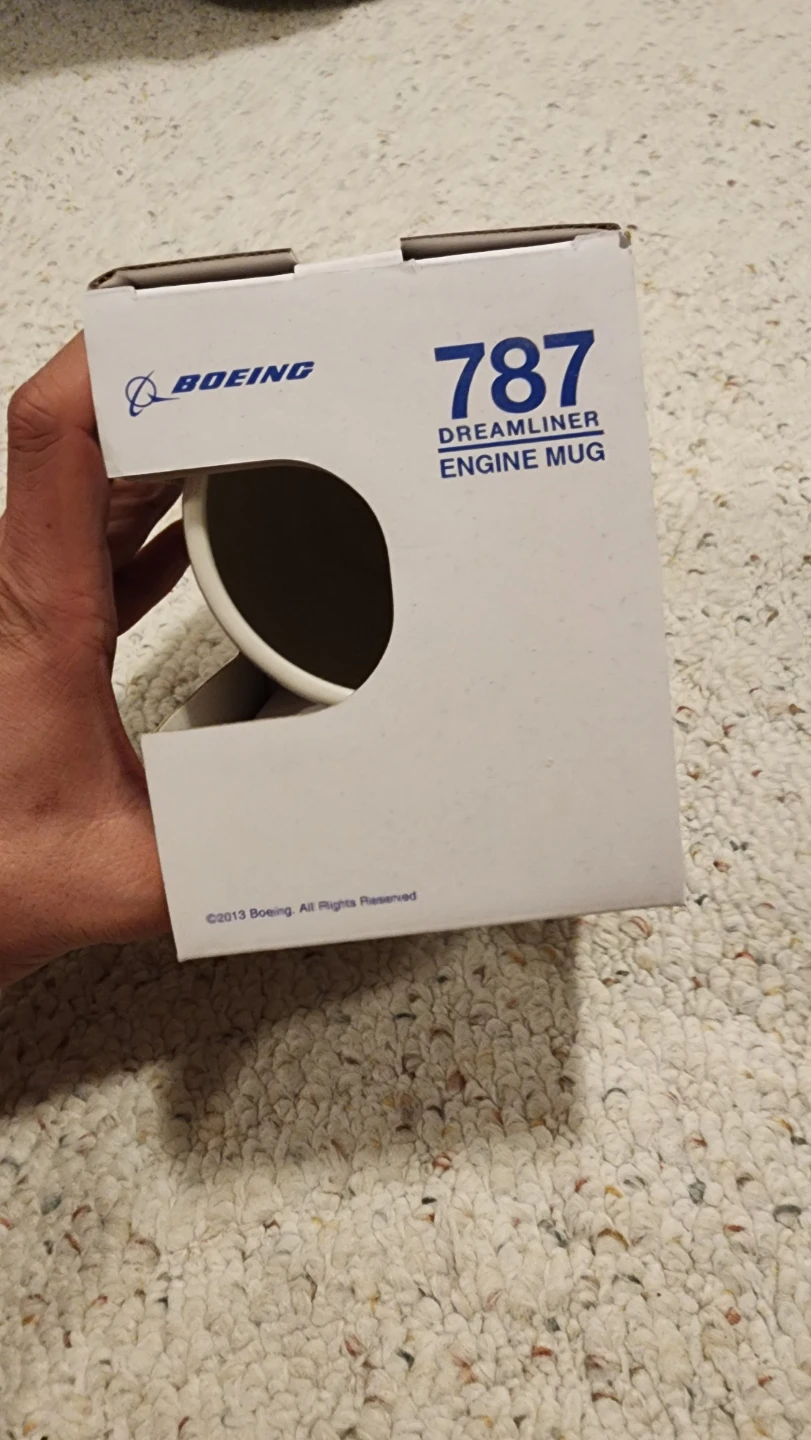 Boeing 787 Dreamliner Engine Mug
