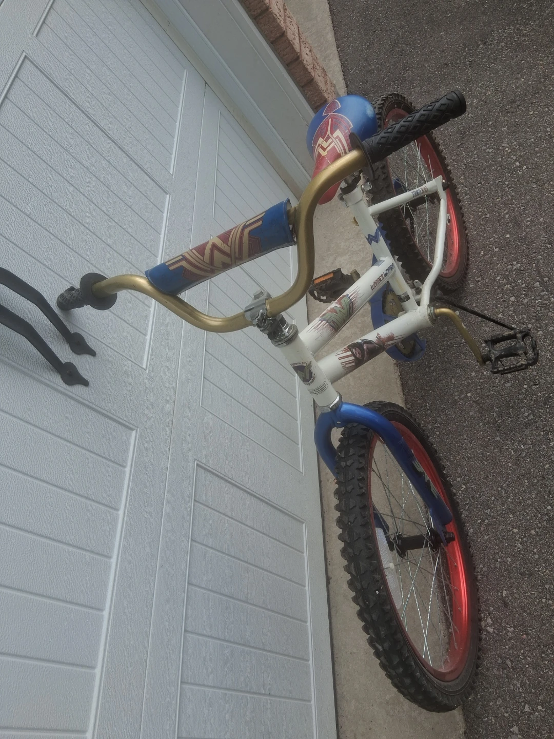 Wonder Woman Kids Bicycle