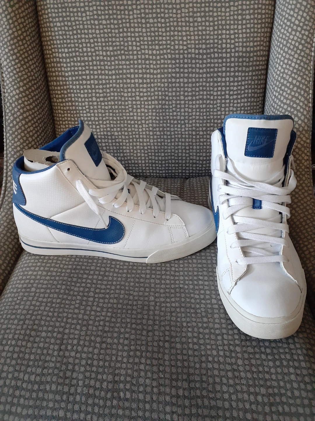 Nike High-Top Sneakers White and Blue
