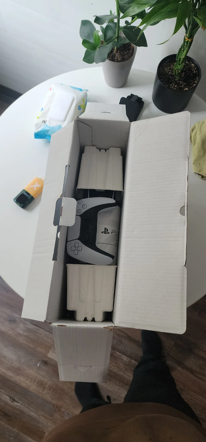 Sony PlayStation 5 Digital Edition Console - photo 4